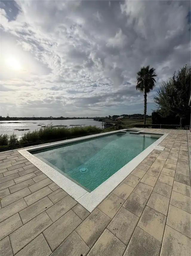 Listing Photo 21