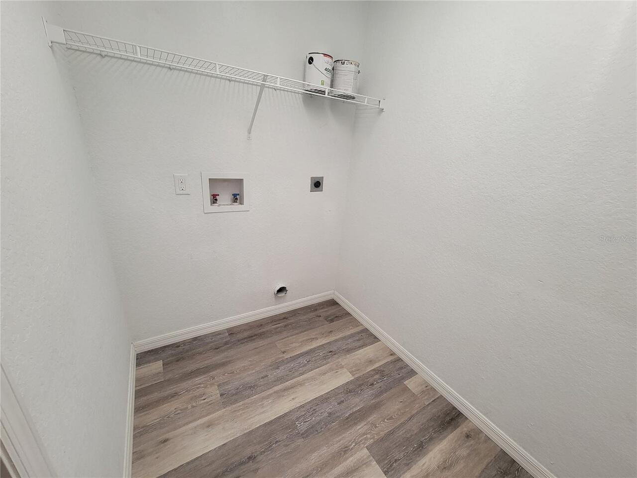 Listing Photo 9