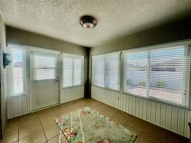 Listing Photo 28