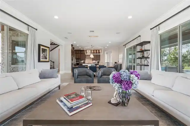Listing Photo 31