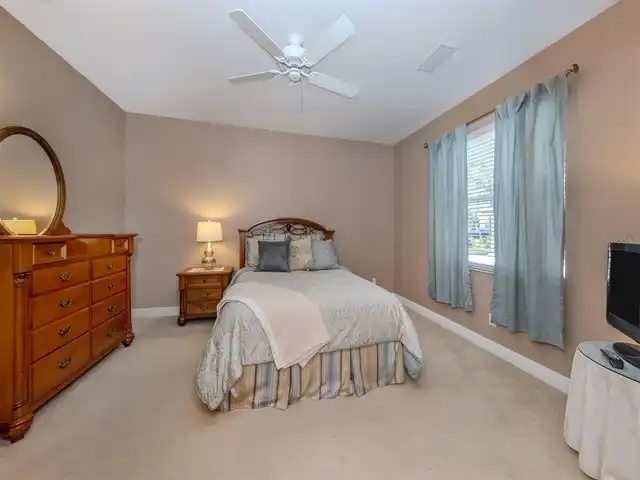Listing Photo 22