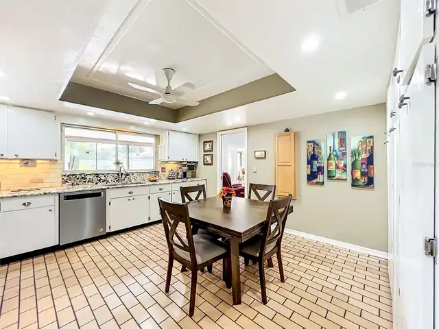 Listing Photo 14