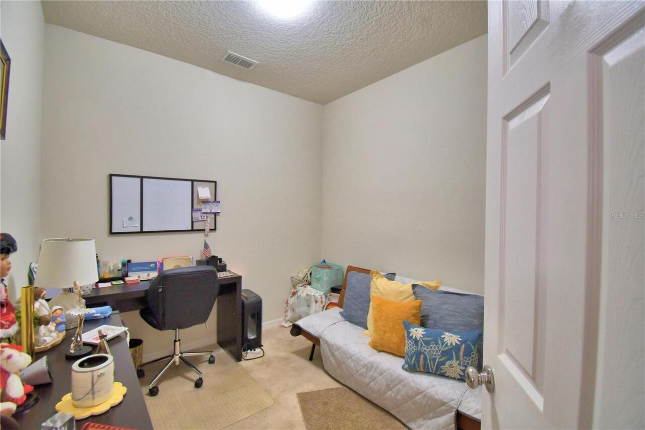 Listing Photo 16