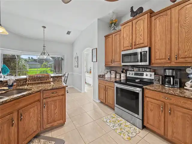 Listing Photo 7