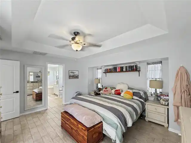 Listing Photo 14