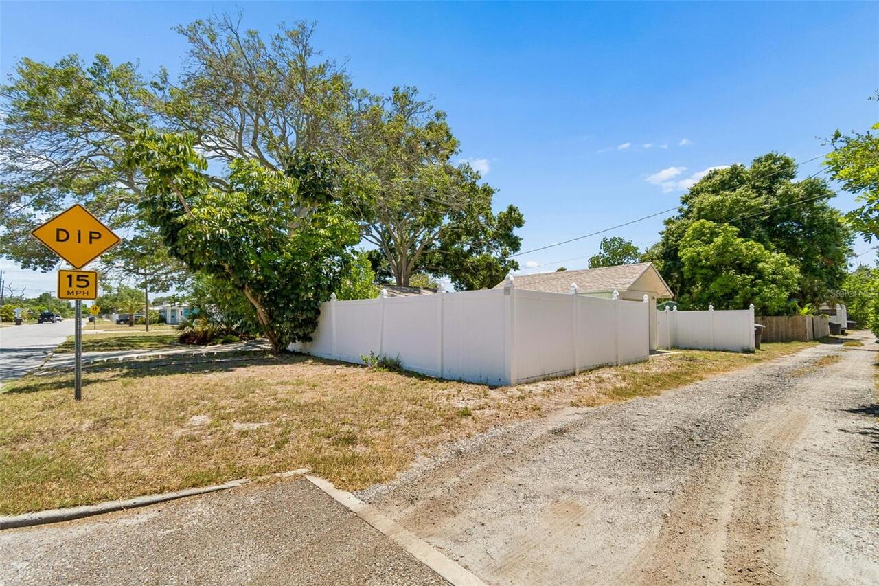 Listing Photo 7