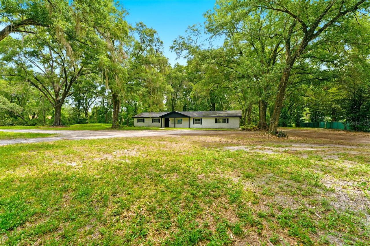 Listing Photo 10