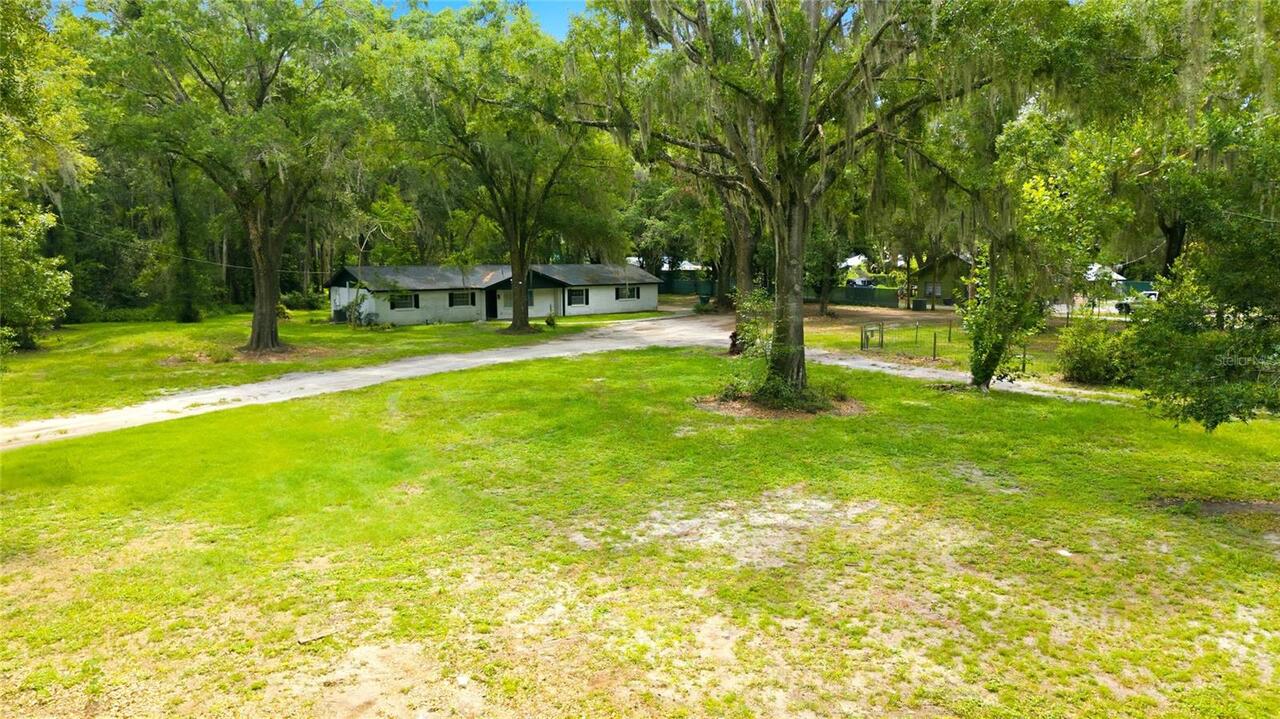 Listing Photo 15