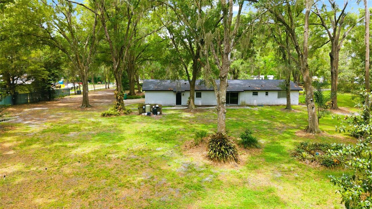 Listing Photo 16