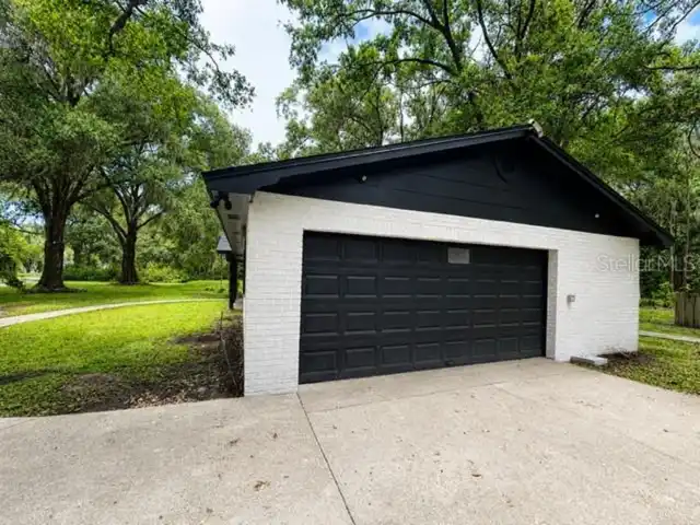 Listing Photo 23