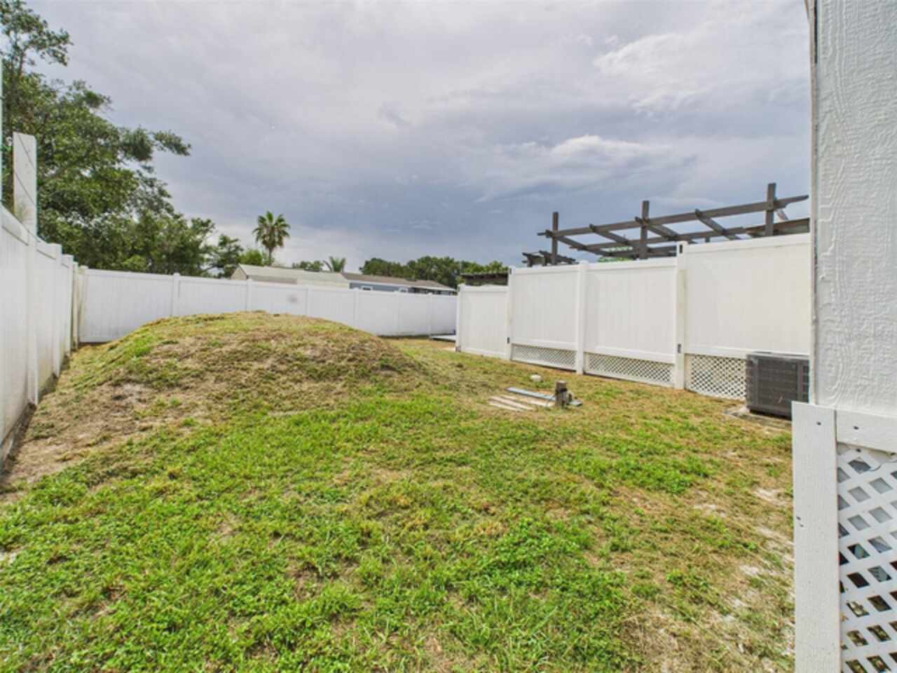 Listing Photo 75