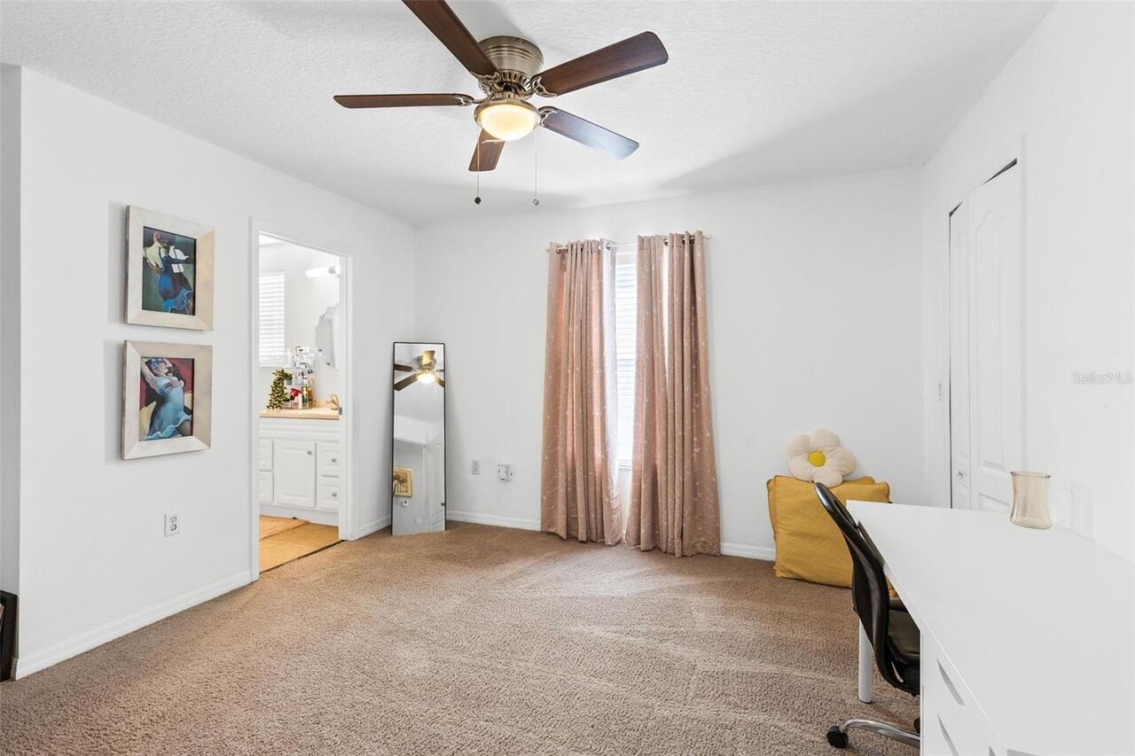 Listing Photo 16