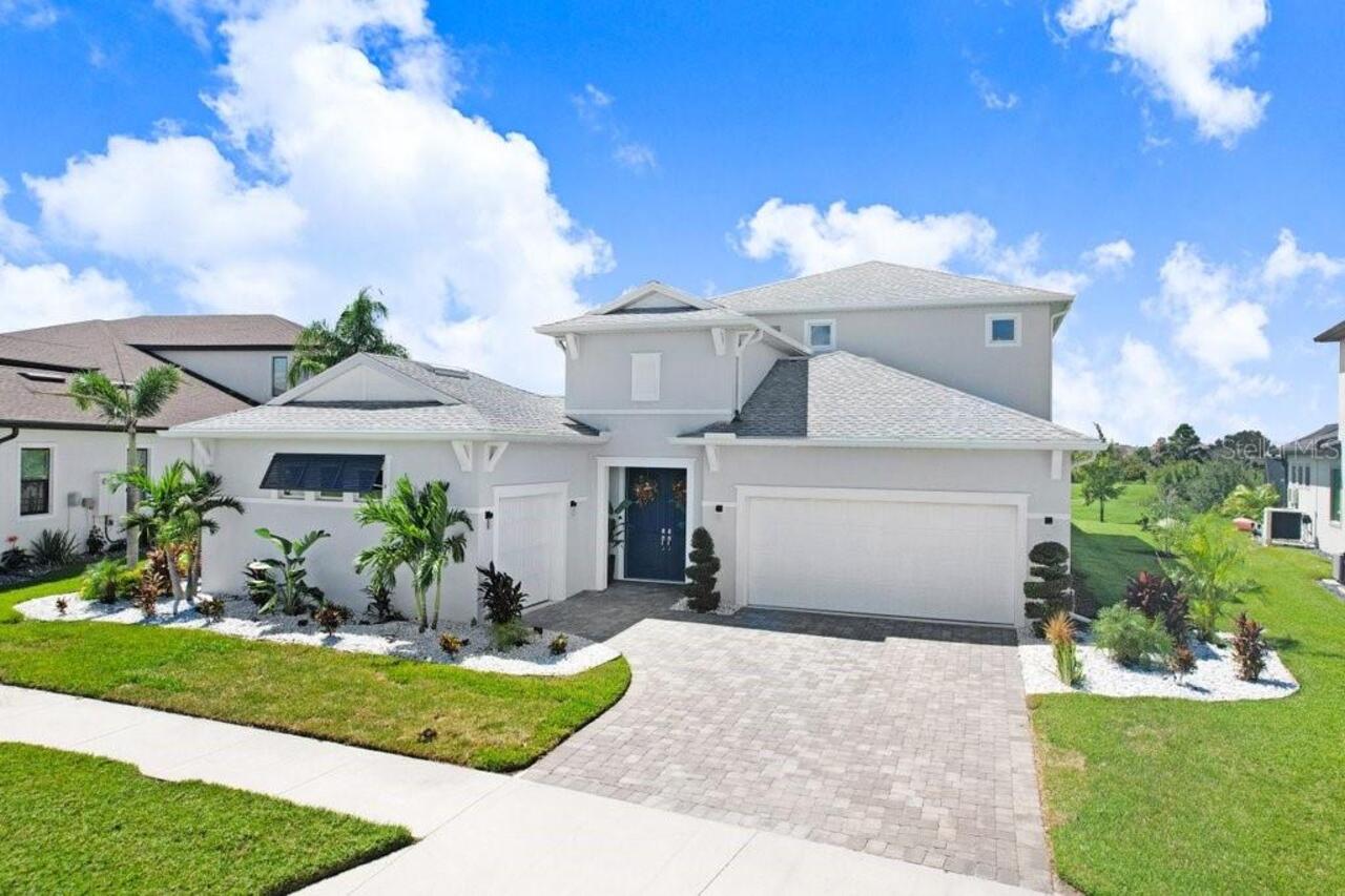 Listing Photo 1