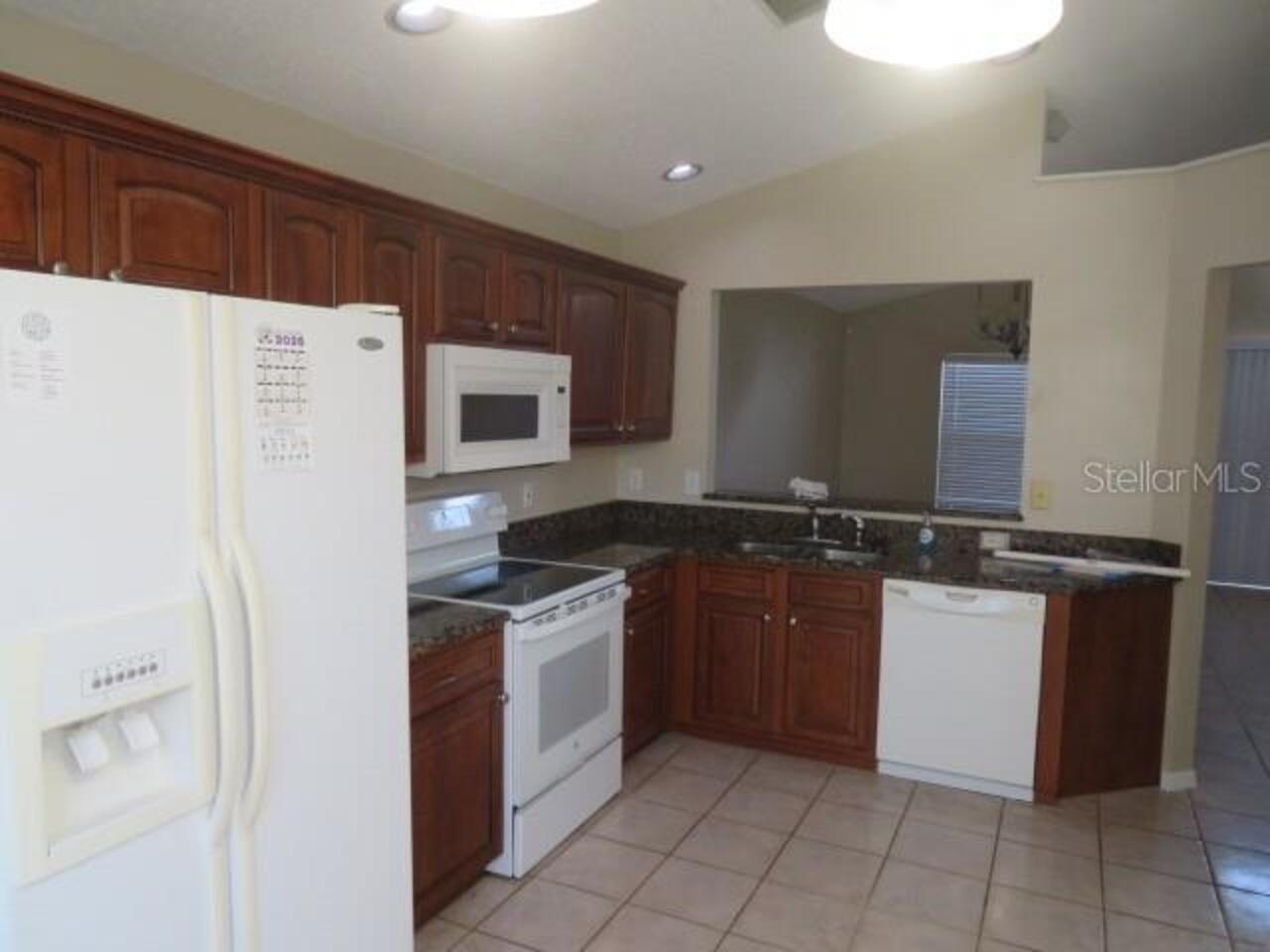Listing Photo 9