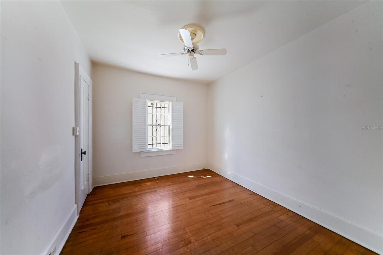 Listing Photo 7