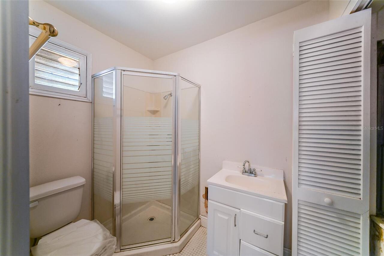 Listing Photo 15