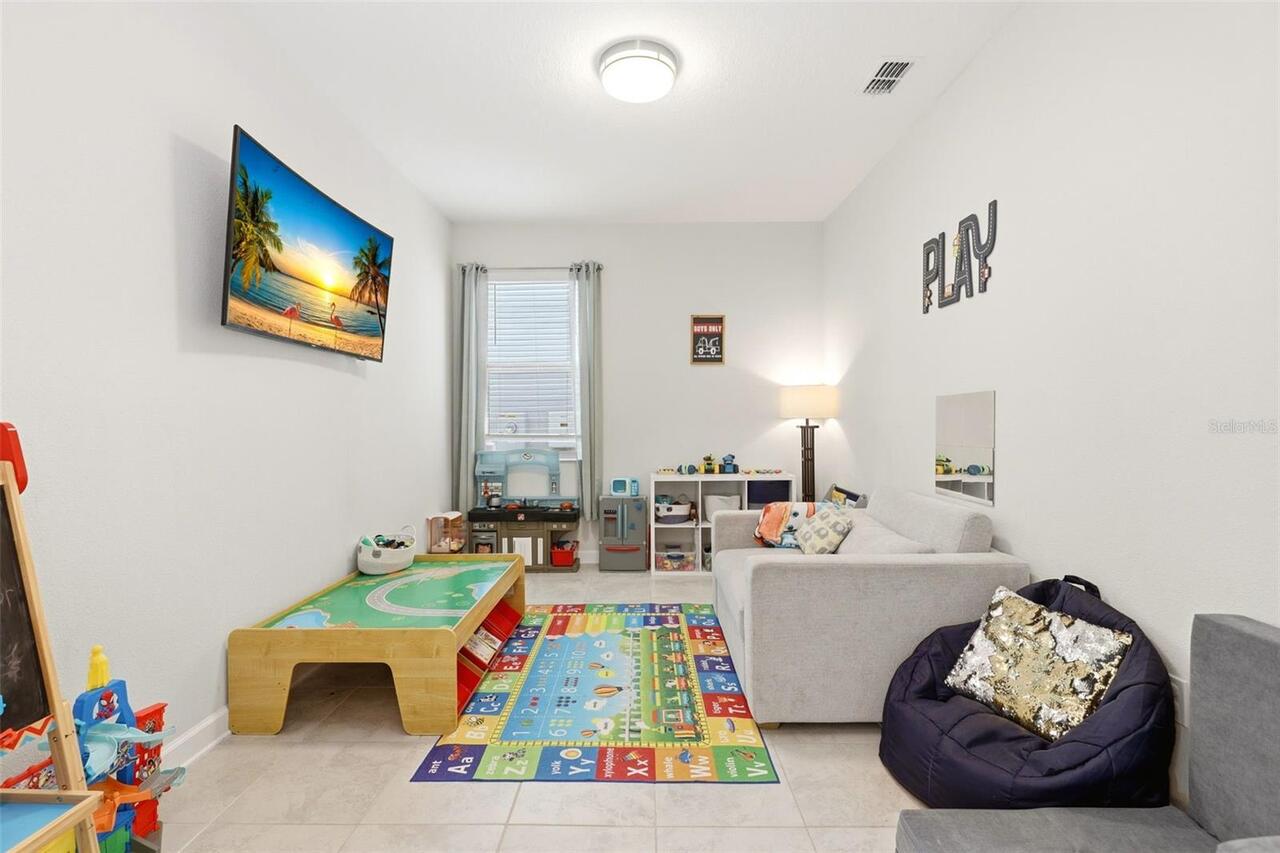 Listing Photo 24