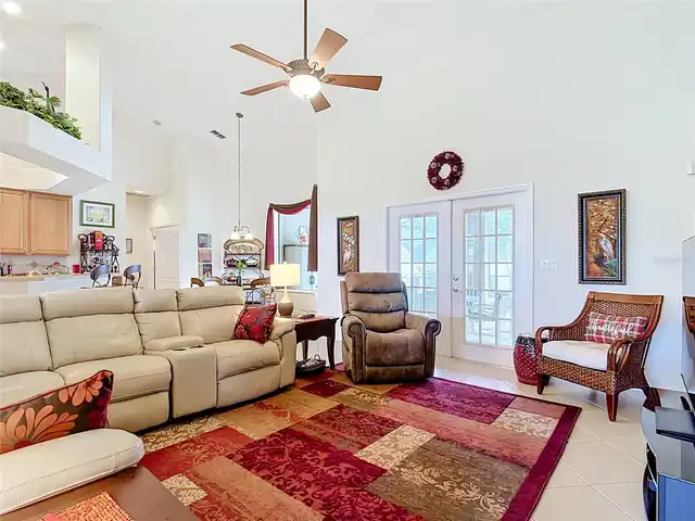 Listing Photo 16