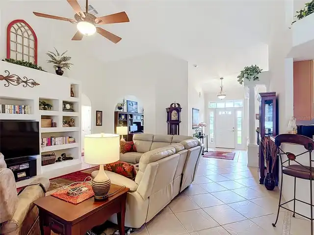 Listing Photo 18