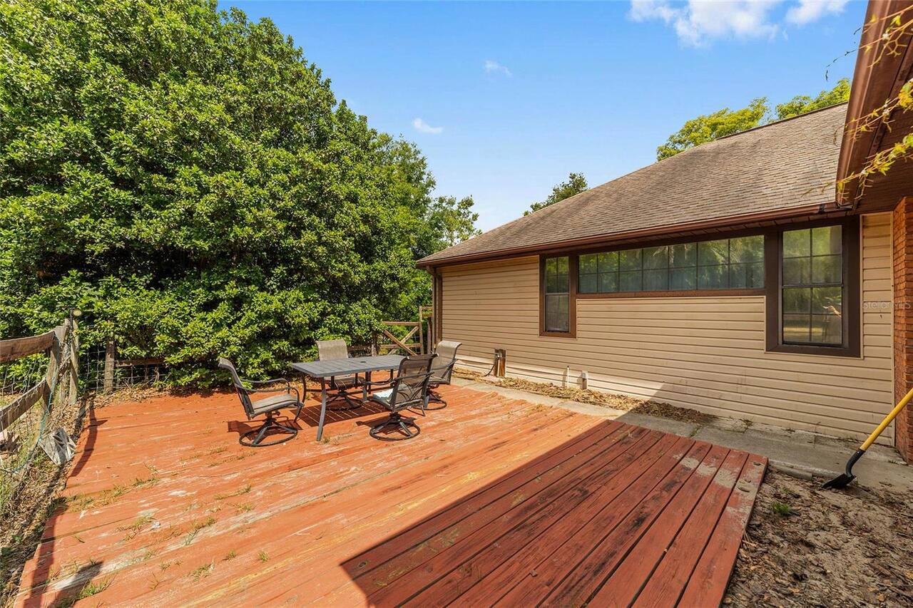 Listing Photo 8