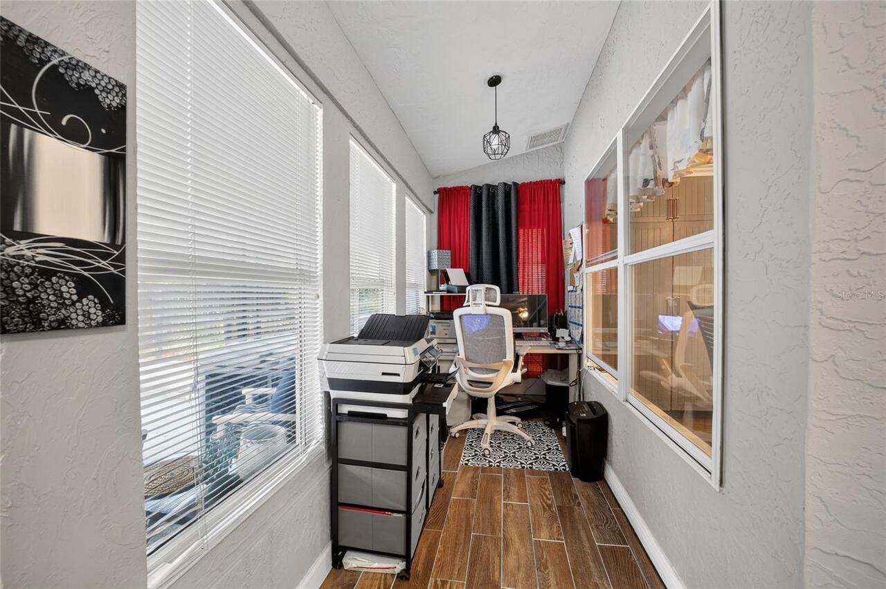 Listing Photo 17