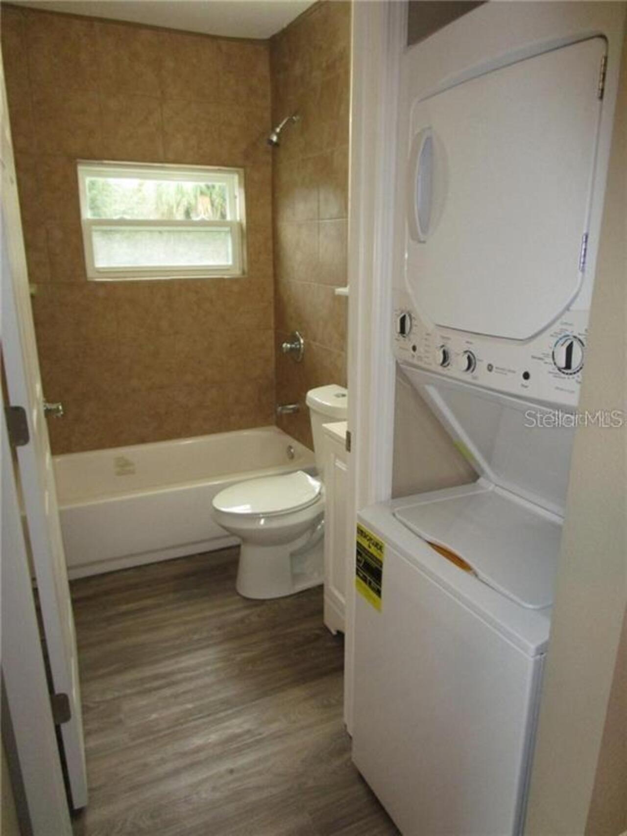 Listing Photo 12