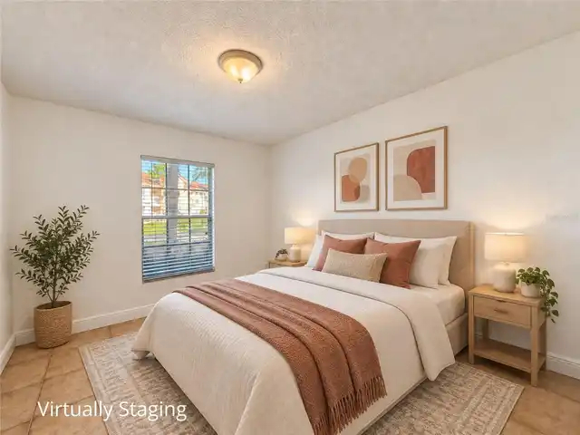 Listing Photo 12