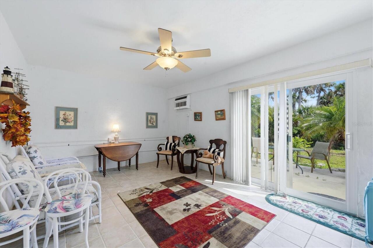 Listing Photo 9