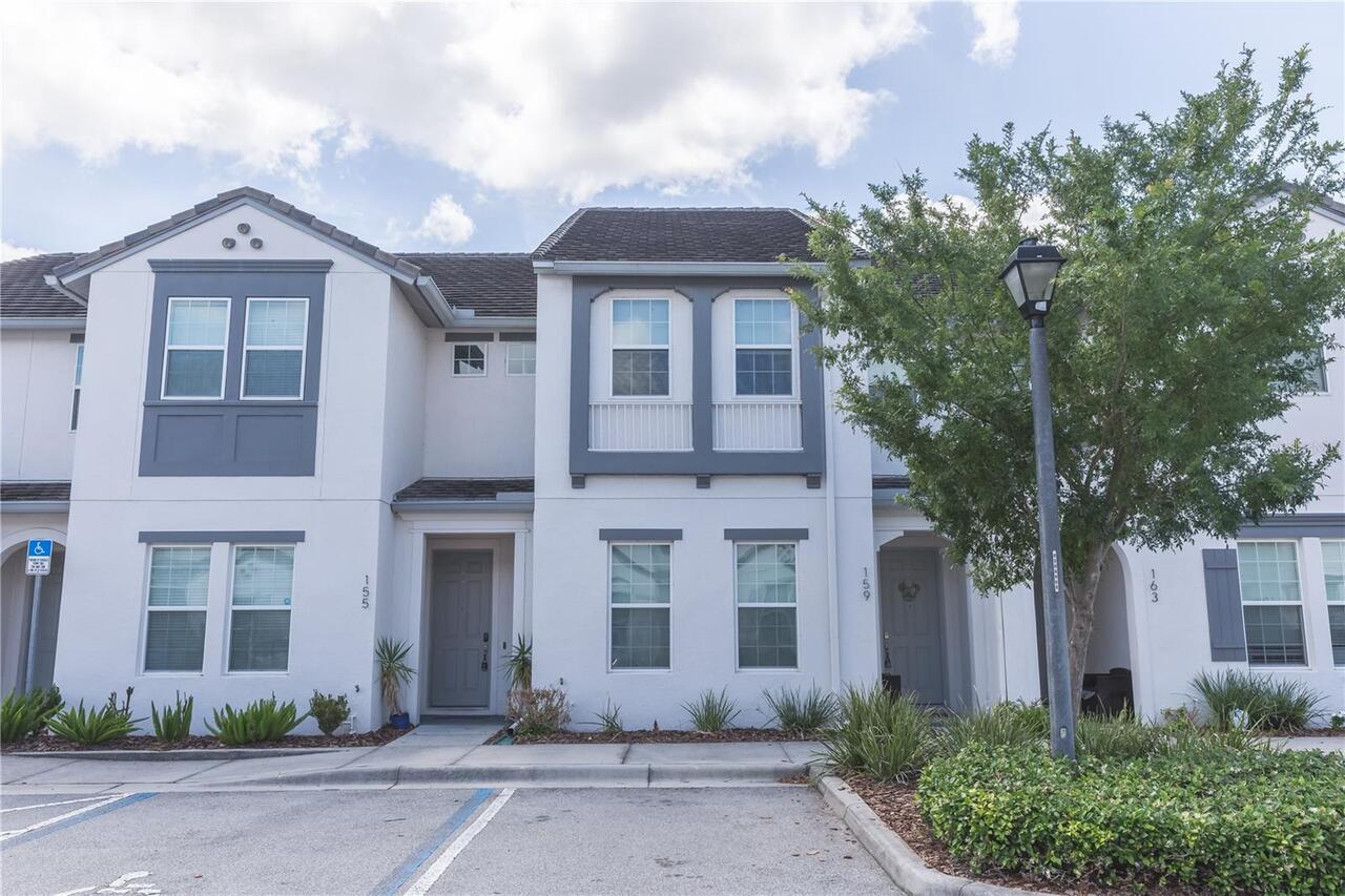 Davenport Real Estate