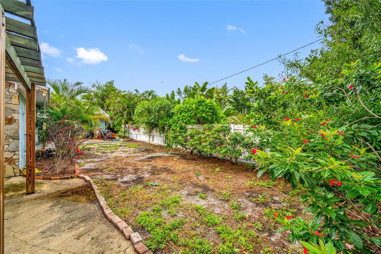 Listing Photo 34