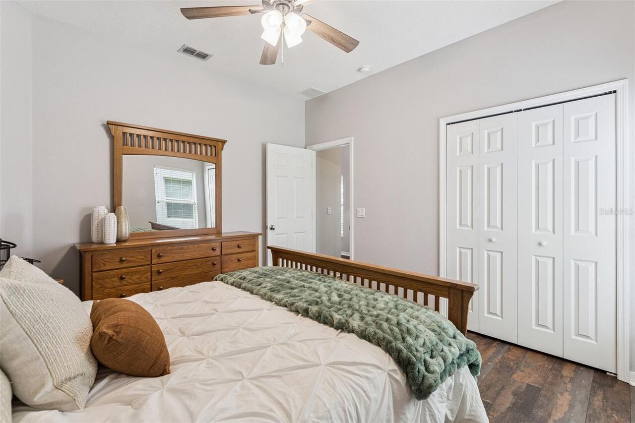 Listing Photo 14