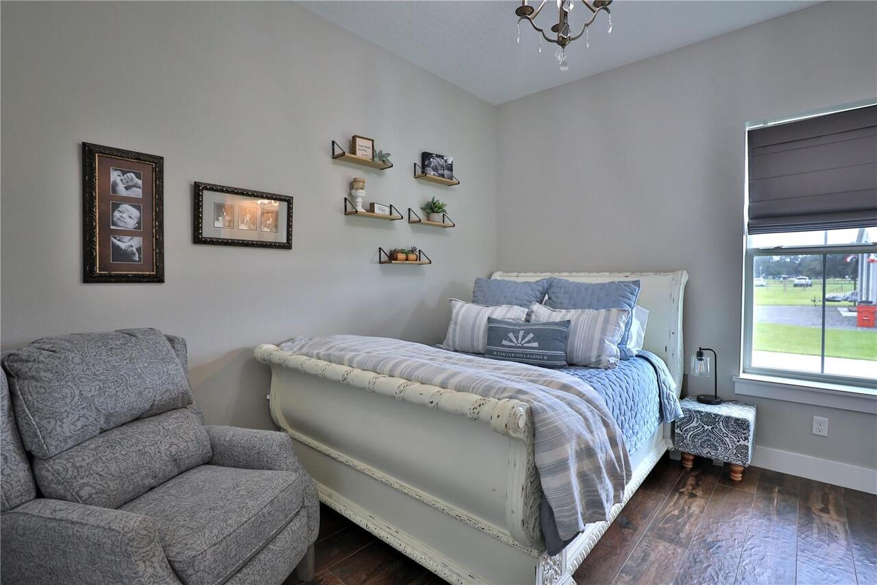 Listing Photo 22