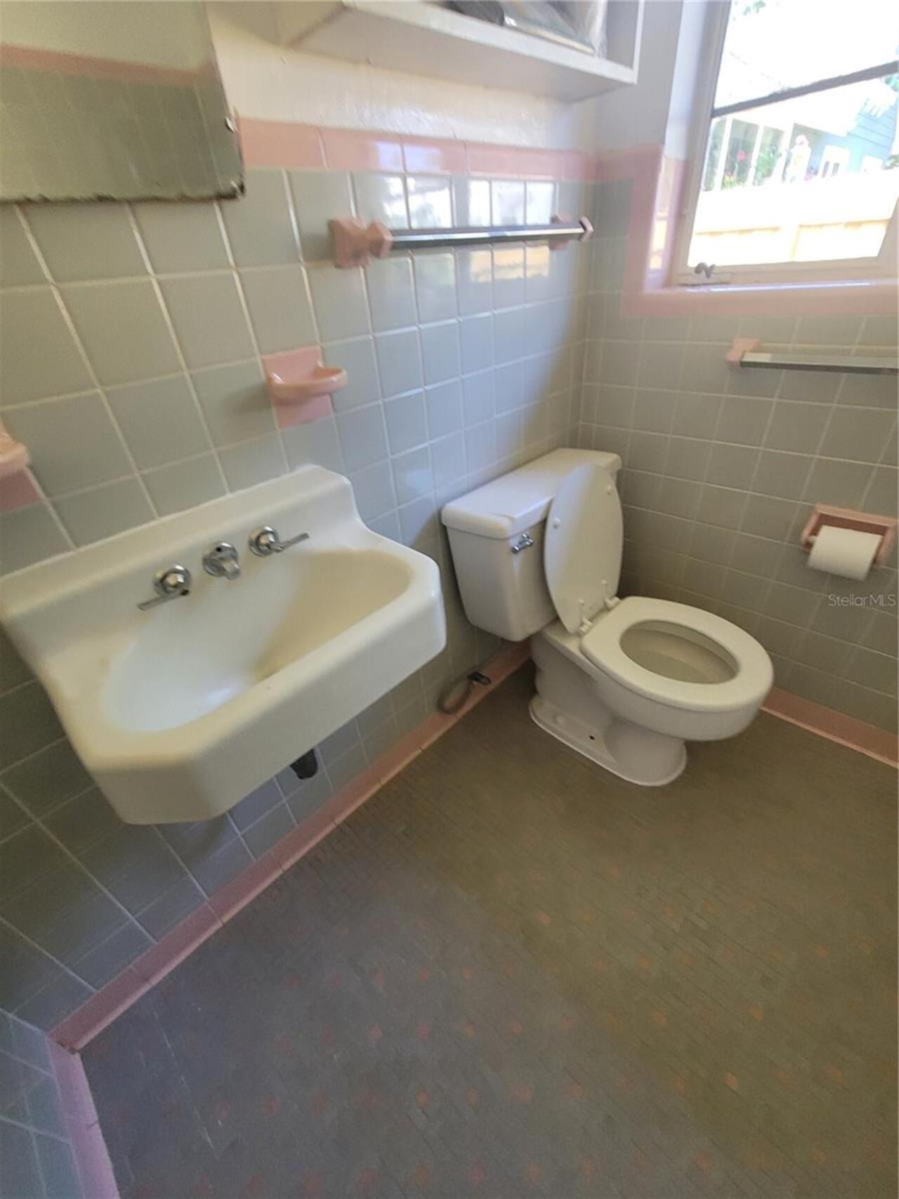 Listing Photo 28