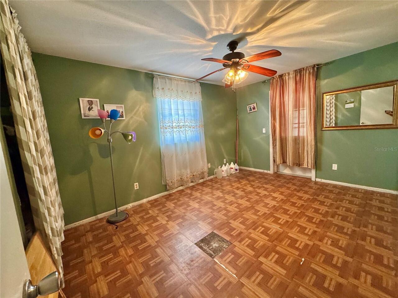 Listing Photo 15