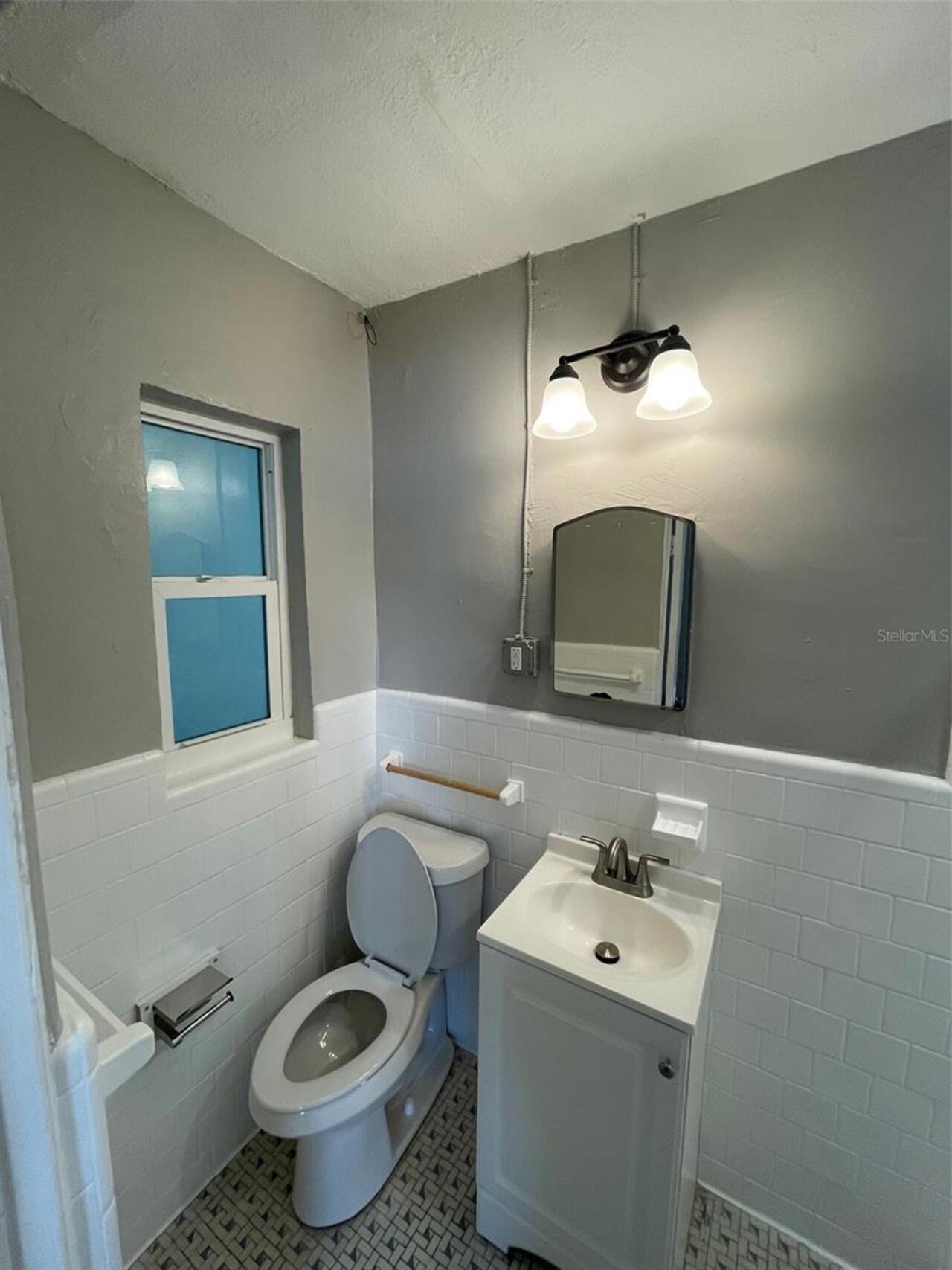 Listing Photo 7