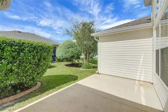 Listing Photo 16