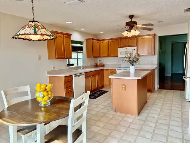 Listing Photo 22