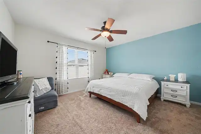 Listing Photo 15