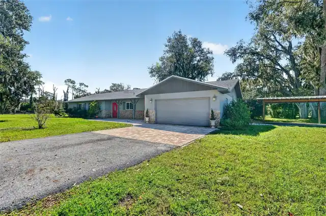 Listing Photo 7