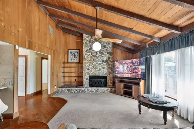 Listing Photo 19