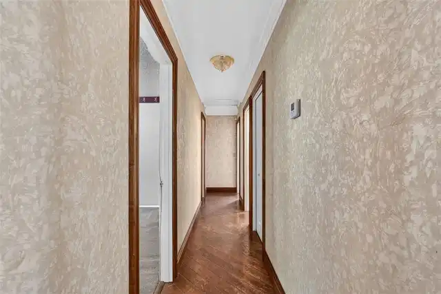 Listing Photo 25