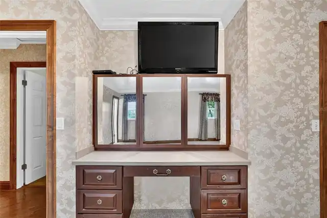 Listing Photo 33