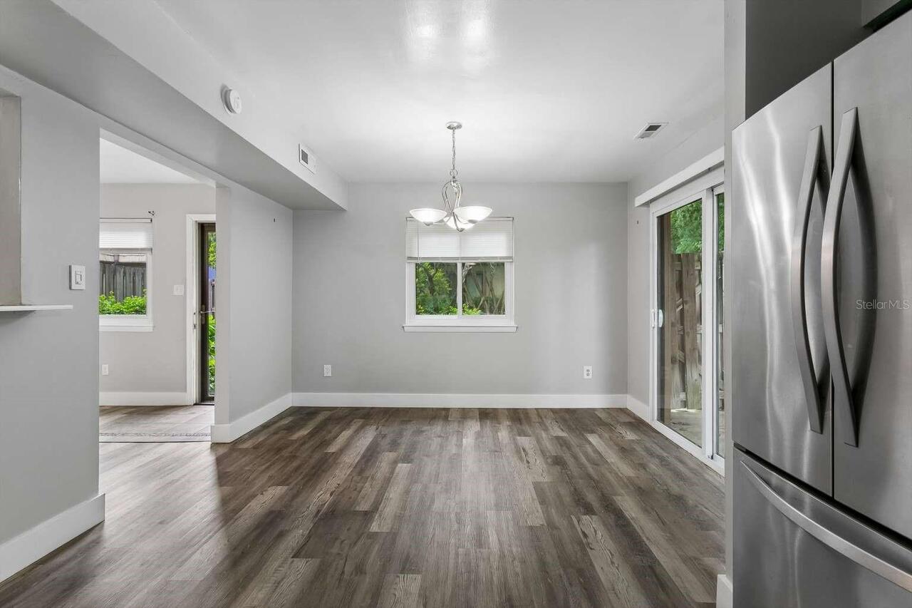 Listing Photo 8