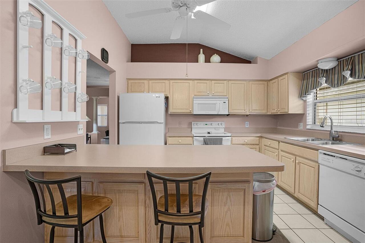 Listing Photo 10