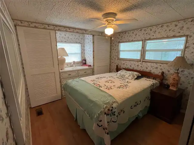 Listing Photo 16