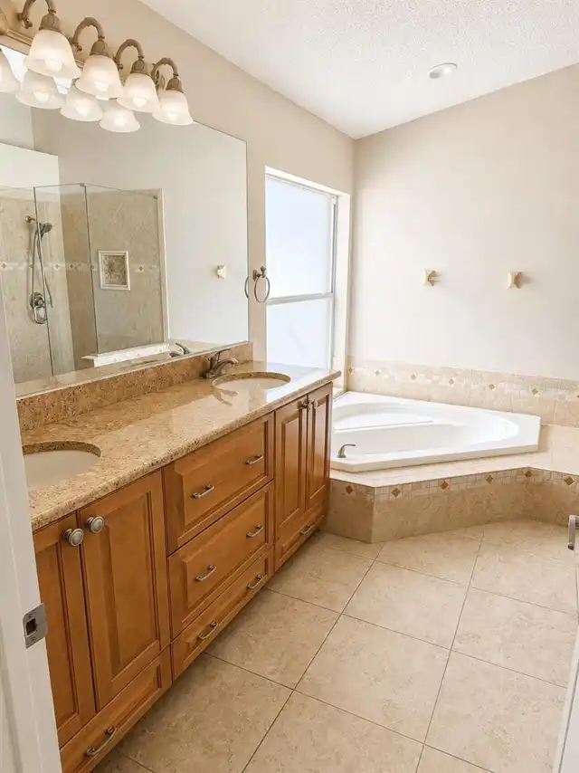 Listing Photo 21