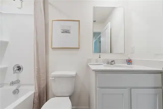 Listing Photo 25