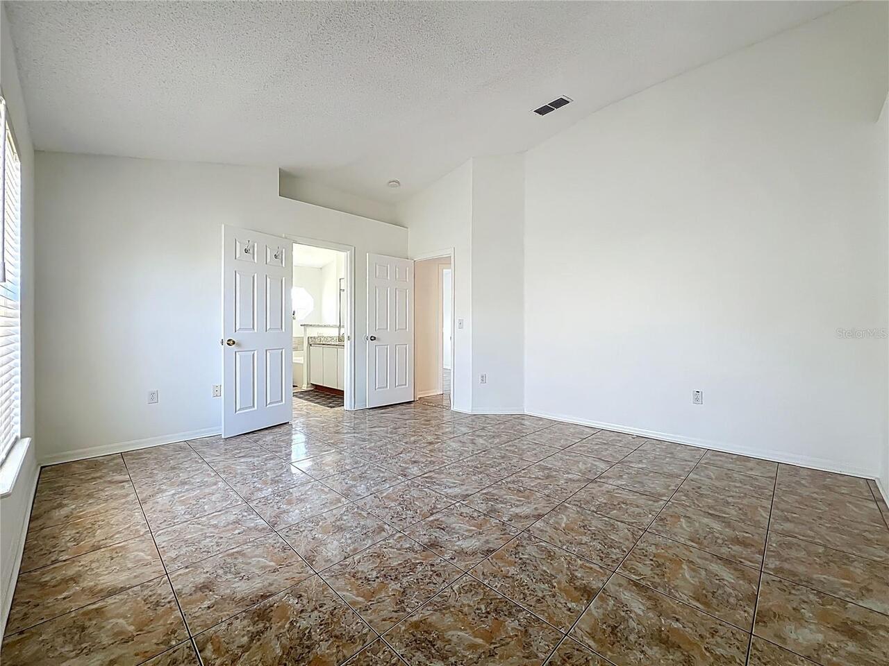Listing Photo 37