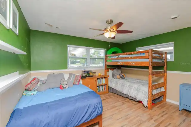 Listing Photo 15