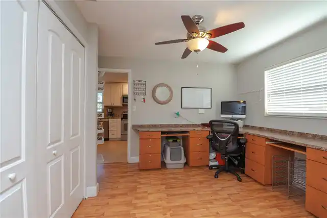 Listing Photo 16